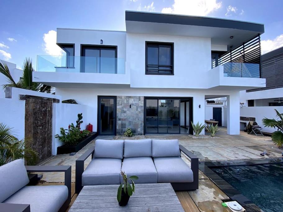 Magnifique Villa Avec Piscine Гранд Байе Екстериор снимка