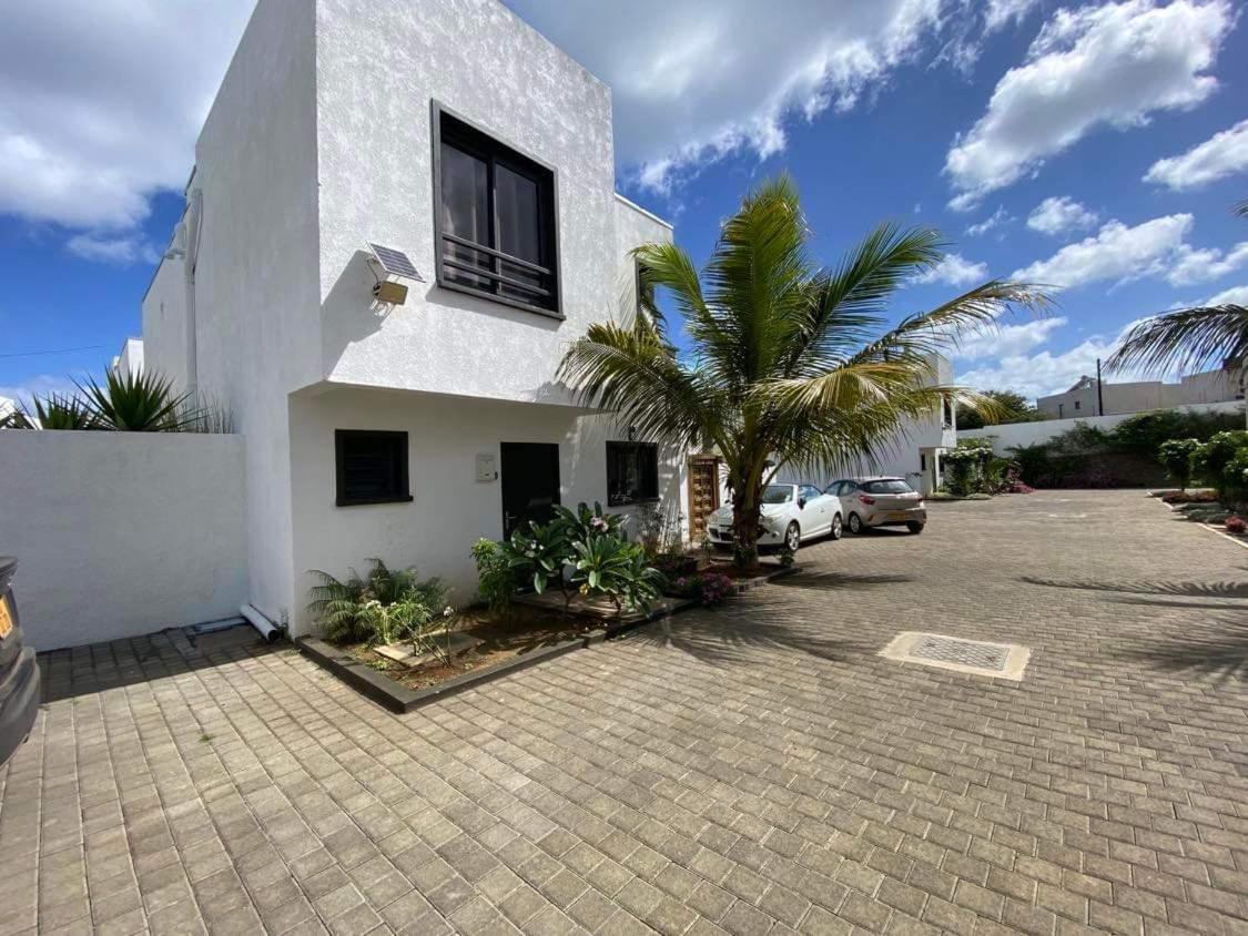 Magnifique Villa Avec Piscine Гранд Байе Екстериор снимка